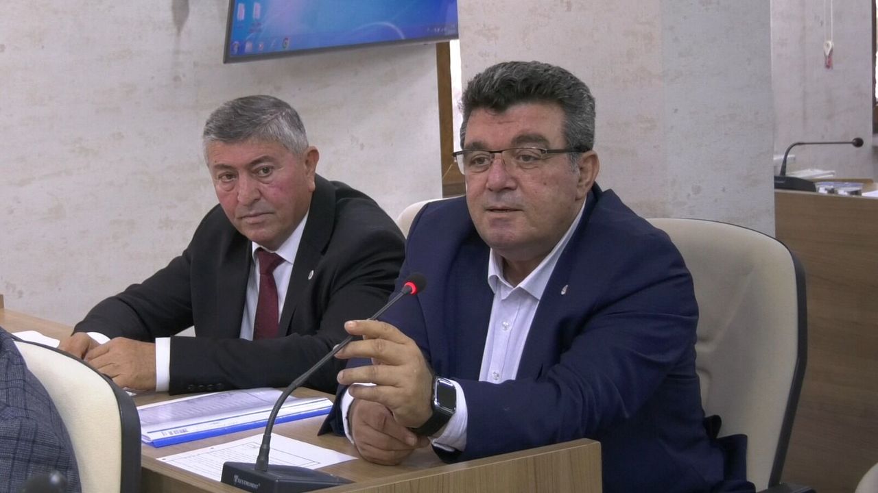 "Bazı kaçak yapılara ceza yazılırken bazılarına yazılmıyor mu?"