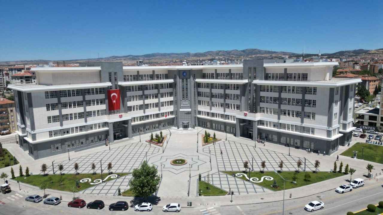 Belediye 12 arsasını satıyor!