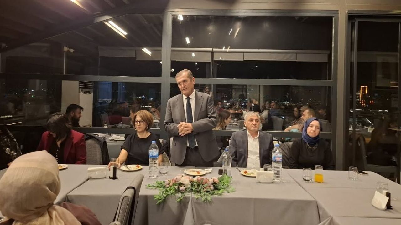 Naki Özkubat’tan  Borsa personeline veda