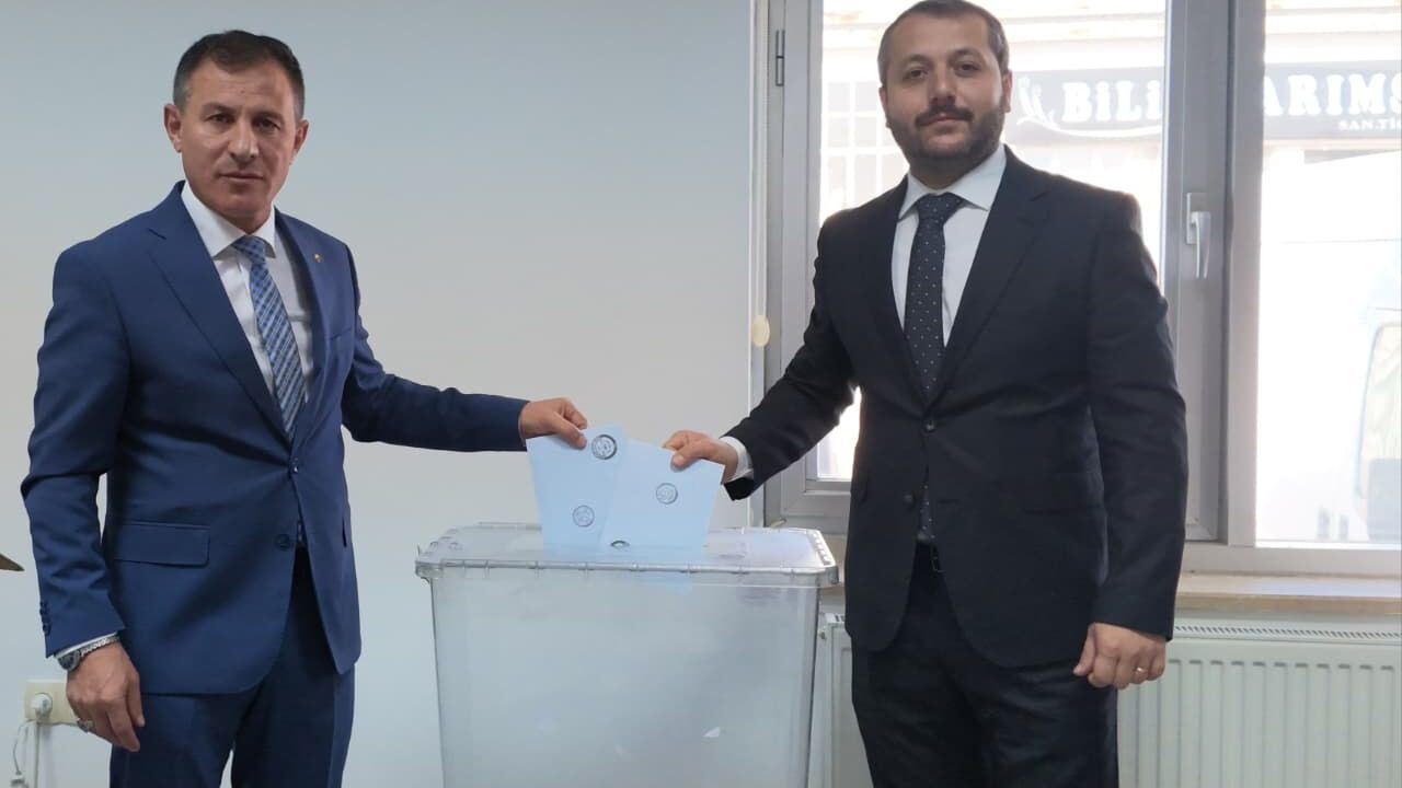 Yılmaz Kaya Yönetim Kurulu,  Volkan Bülbül Meclis Başkanı
