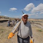 Hattuşa'daki arkeolojik kazılara 51 yıldır kazmasıyla katkı sunuyor