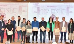 HİTÜ'de 'Akademik Başarı Ödülleri' sahiplerine verildi