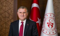 Osman Aşkın Bak: “Amatörler, Türk sporunun gerçek kahramanlarıdır”