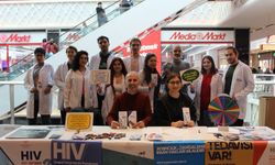 Tıp Fakültesi’nde öğrenciler HİV ve AIDS’e dikkat çekti