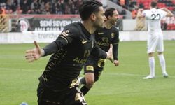 Gol yükünü Ozan, Ahmet Sağat ve Thomas çekti