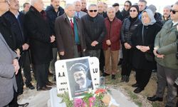 Efsane siyasetçi Adnan Türkoğlu  mezarı başında anıldı