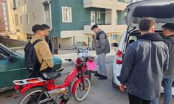 Ruhsatsız motosiklet kullanan gençlere 29 bin TL ceza