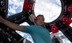 Türkiye’nin ilk astronotu Alper Gezeravcı’nın Dünya’ya dönüş yolculuğu ertelendi