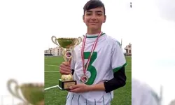 Genç futbolcu kazada hayatını kaybetti