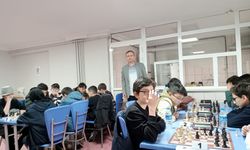 Özdemir, Çetinkaya ve Yıldız hızlı satranç turnuvasında şampiyon oldular
