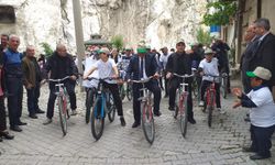 İskilip'te 107 kişi bisikletle  tarihi mekanlarını gezdi