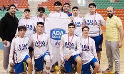 'Pota'da Genç B erkeklerde şampiyon Özel Ada Koleji