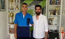 Eski Çorum FK'lı genç golcü Mimar Sinanspor'a imza attı