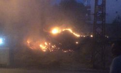 Yangın evlere sıçramadan söndürüldü