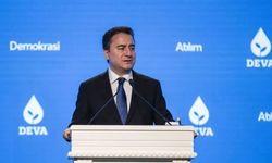 Ali Babacan yeniden DEVA  Partisi Genel Başkanı seçildi