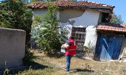 Kızılay Sungurlu’da ihtiyaç sahiplerine yardım ulaştırıyor