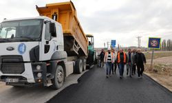 Çorum Belediyesi’nden Alaca'ya asfalt desteği