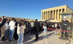 Anıtkabir’de yoğunluk