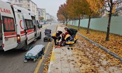 70 yaşındaki kadın scooterden düştü