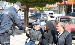 Polis, aileleri ve gençleri bilgilendirdi