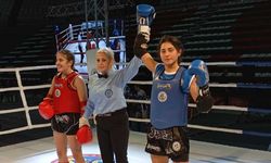 Nehir Karacaoğlu Uluslararası Muay Thai Turnuvasında şampiyon