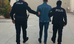 Polis ekipleri aranan 25 kişiyi yakaladı