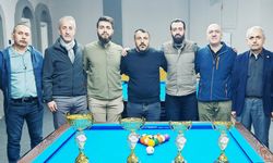 Valilik Kupası 8 Top Bilardo Turnuvası'nda şampiyon Eren Arslaner