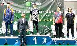 Badmintoncu Mehmet Can Töremiş Ankara’yı salladı