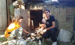 Küçük çocuklardan  yürek ısıtan davranış