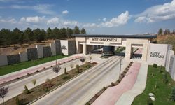 Hitit Üniversitesi’nde “yapay  zekâ” uzmanları yetiştirilecek
