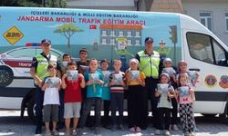 Kargı'da Jandarma timi  öğrencilerine eğitim verdi