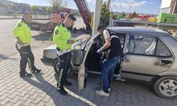 Çaldıkları otomobille drift atan çocuklar "dur" ihtarına uymayıp kaçınca gözaltına alındı