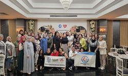 Otizm Derneği’nden Anneler Günü’ne renkli kutlama