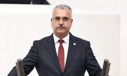 İlk imzayı Yusuf Ahlatcı verdi