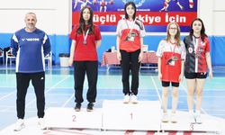 Badmintoncular 19 Mayıs için kapıştı
