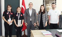 Kaymakam Polat güreşçileri ağırladı