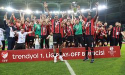 Karagümrük 1 sezon sonra yeniden Süper Lig’de: 3-1