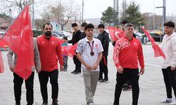 Keser ve Kaleli Moğolistan’da