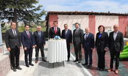 İşaret dili ile İstiklal  Marşı’nı okudular