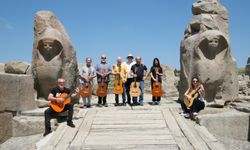 Gitar’ın anavatanı Hitit  topraklarını incelediler