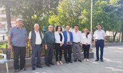Veli Aylar’dan  esnafa kutlama