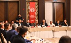 Muratpaşa Belediye Başkanı  Uysal, Çorumlularla buluştu