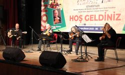 Ünlü gitaristlerden müzik ziyafeti