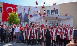 Alaca MYO’da mezuniyet sevinci