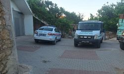 Evinde ölü bulundu