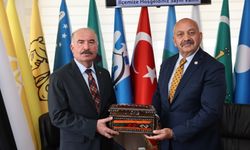 Vali Ali Çalgan'dan Ortaköy  Belediyesi'ne ziyaret