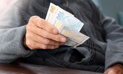 Kredi çeken emeklinin maaşına haciz ve bloke konabilecek! Okumadan imzalamayın