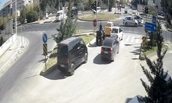 Çorum'da aynı kavşakta 4. kaza! Kaza anları saniye saniye kamerada