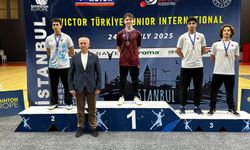 Çorumlu milli badmintoncu Töremiş’ten iki altın madalya