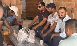 İnşaat işçileriyle  kahvaltıda buluştu